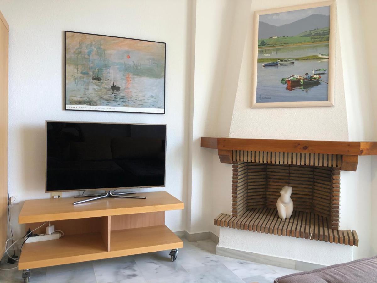 El Cortijuelo. Magnificent Triplex Terraced House With Rooftop Of 18M2, Overlooking The Sea. Parking Torremolinos Luaran gambar