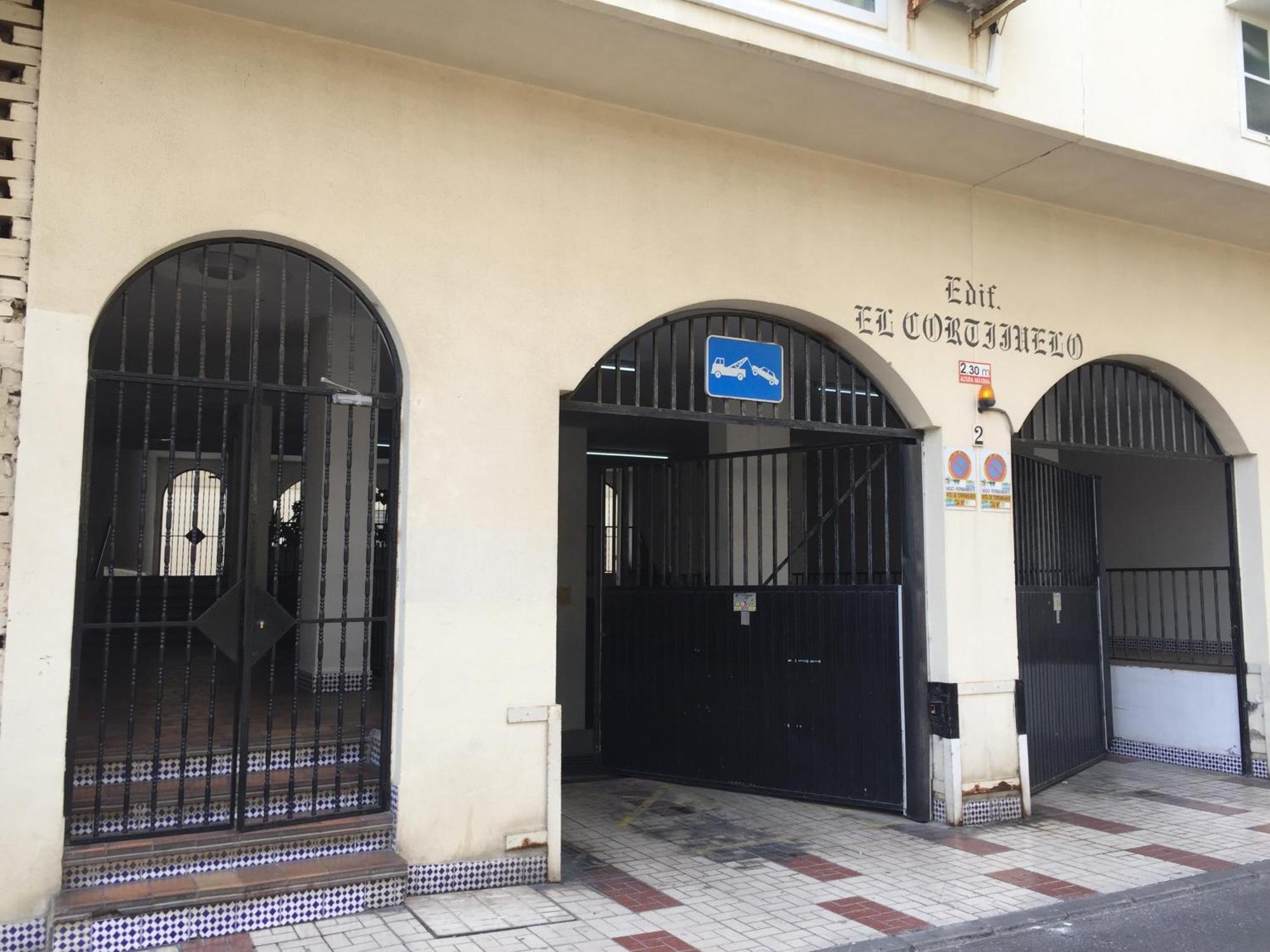 El Cortijuelo. Magnificent Triplex Terraced House With Rooftop Of 18M2, Overlooking The Sea. Parking Torremolinos Luaran gambar