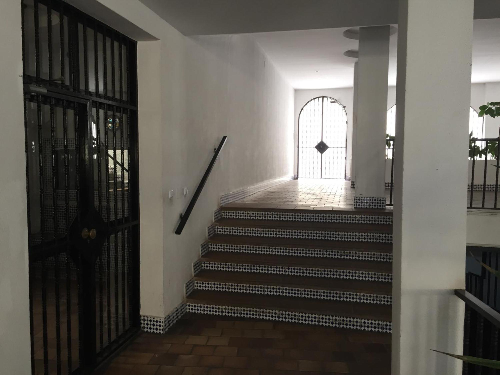 El Cortijuelo. Magnificent Triplex Terraced House With Rooftop Of 18M2, Overlooking The Sea. Parking Torremolinos Luaran gambar