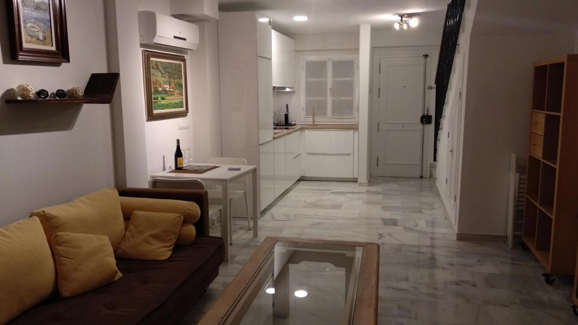 El Cortijuelo. Magnificent Triplex Terraced House With Rooftop Of 18M2, Overlooking The Sea. Parking Torremolinos Luaran gambar