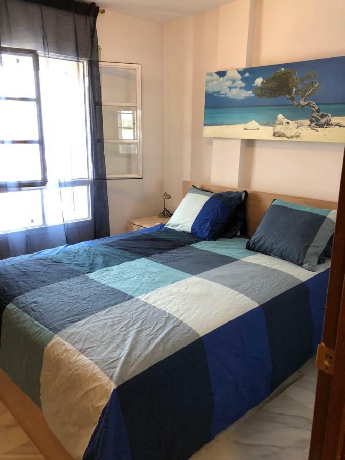 El Cortijuelo. Magnificent Triplex Terraced House With Rooftop Of 18M2, Overlooking The Sea. Parking Torremolinos Luaran gambar