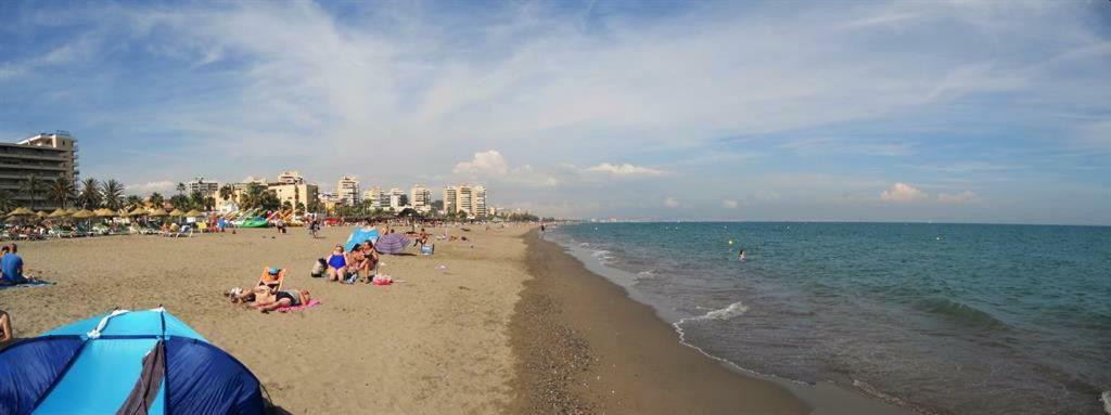 El Cortijuelo. Magnificent Triplex Terraced House With Rooftop Of 18M2, Overlooking The Sea. Parking Torremolinos Luaran gambar